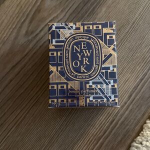 NEW DIptyque new york city candle